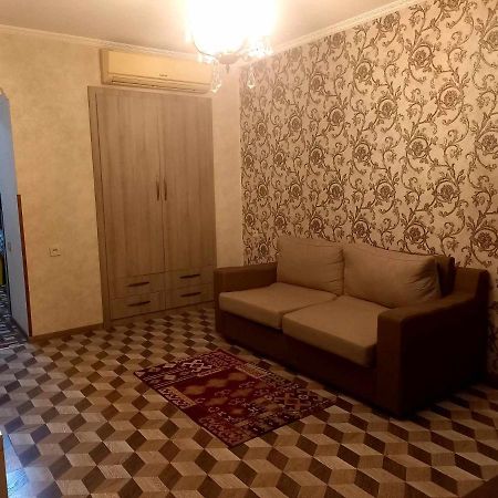 Apartment For Family Τυφλίδα Εξωτερικό φωτογραφία